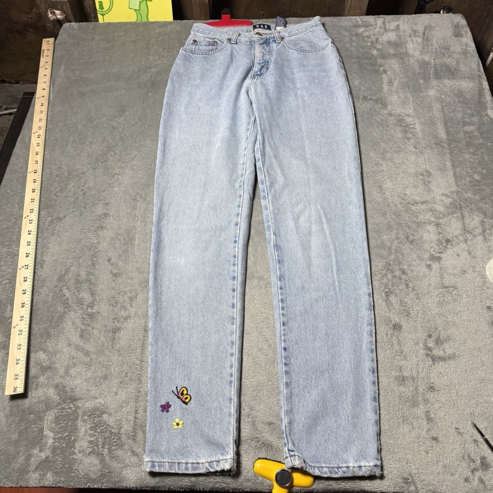 VTG 90s GAP Womens Lightwash Slim Tapered Jeans‎ Size 5/6 Embroidered